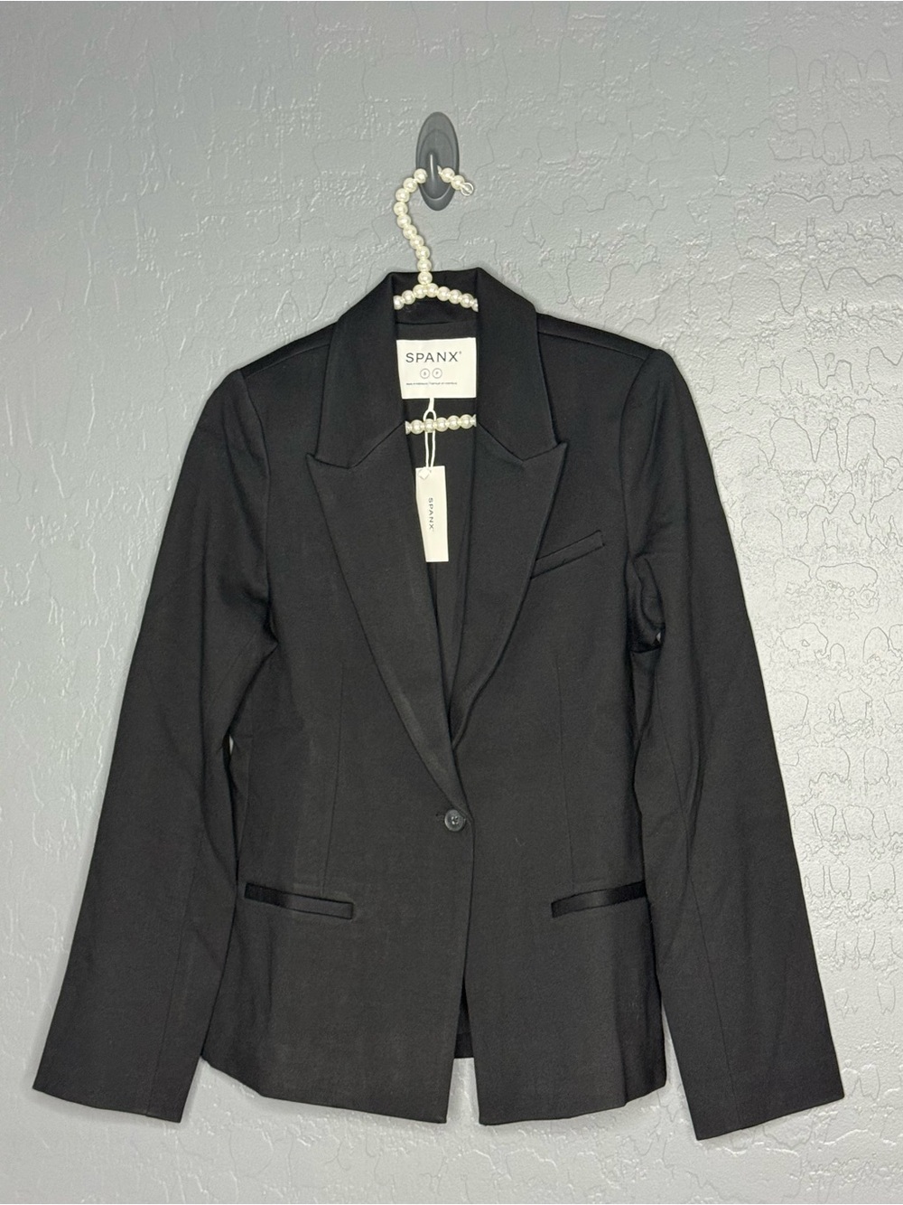 SPANX Black Single-Button Tailored Blazer